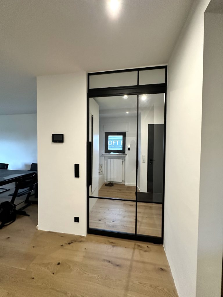 Lofttur Mit Oberlicht